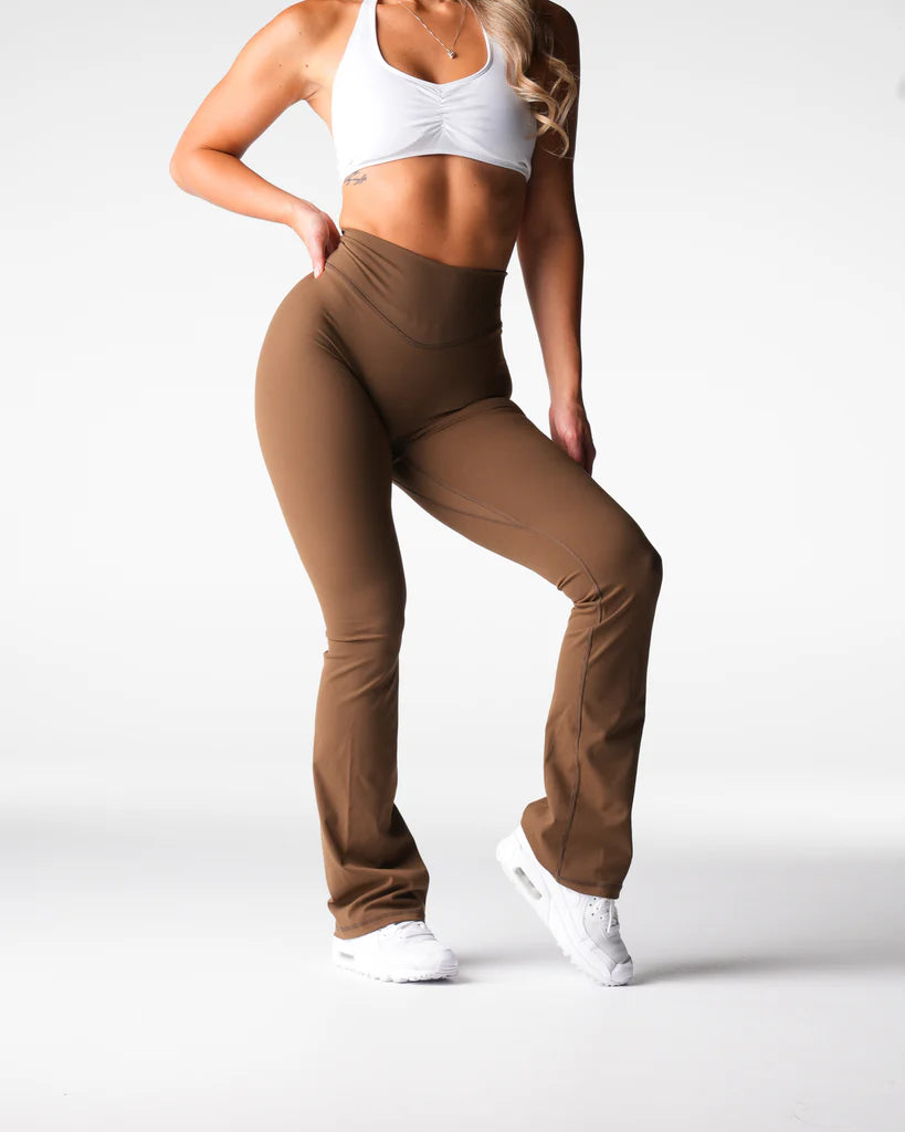 NVGTN Effortless Flare Leggings